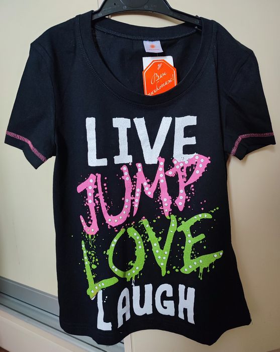 Чорна футболка на дівчинку, р.134