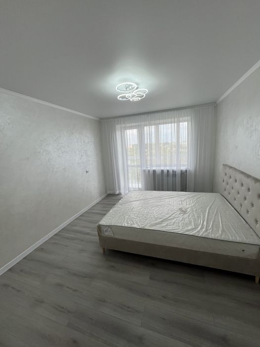 Продам трьохкімнатну
