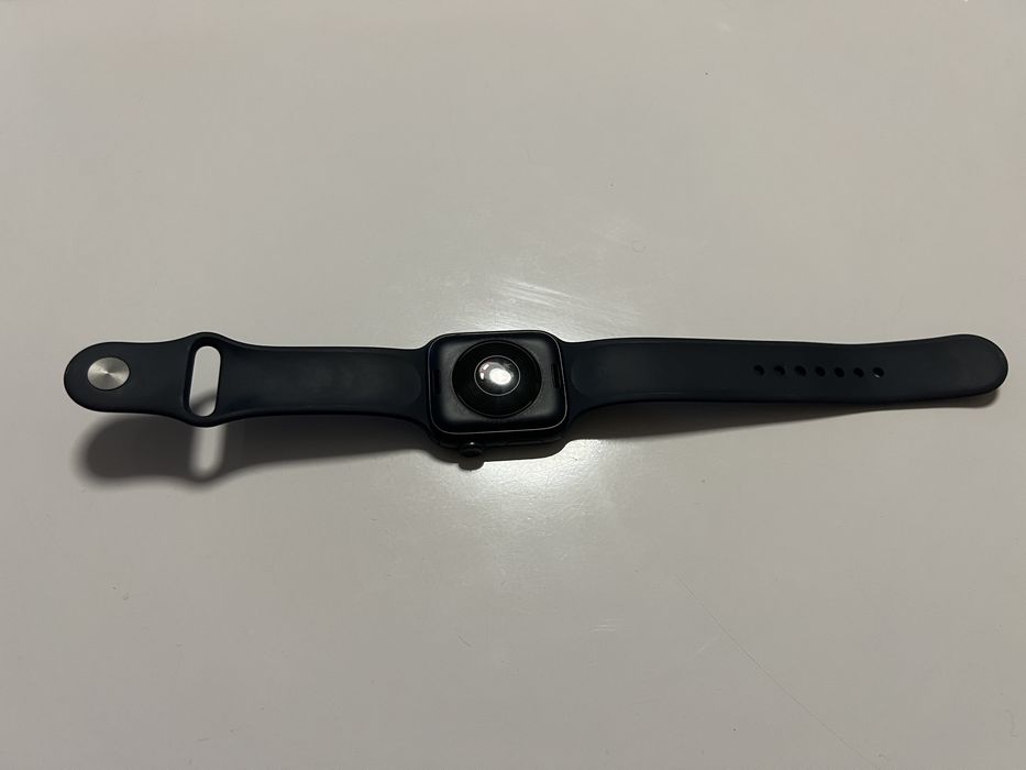 Apple Watch SE 2 44mm uszkodzony