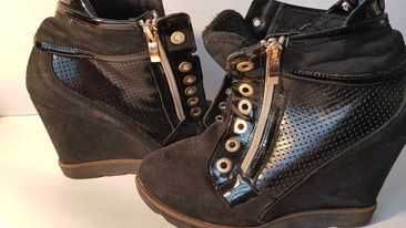 Buty damskie botki na koturnie 37 38 czarne super zjawiskowe