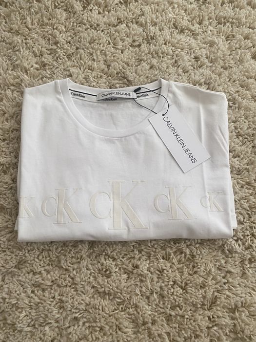 Футболка Calvin Klein