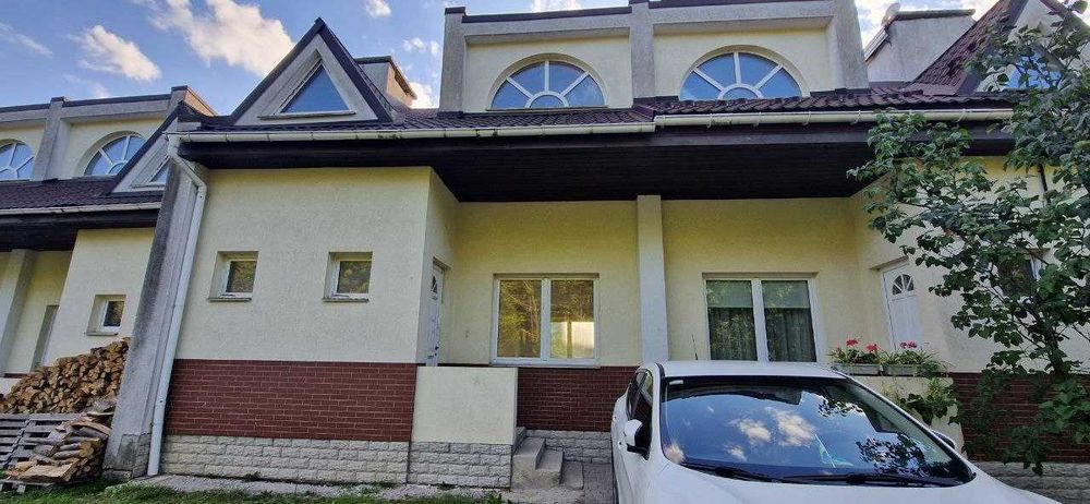Зданий з Комунікаціями Будинок-Таунхаус! ТЕРМІНОВО!