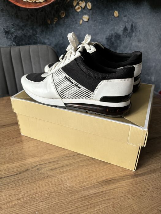 Michael Kors кросівки кеди білі