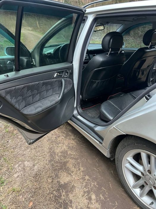 Mercedes-Benz 2003р, 2.7 дизель