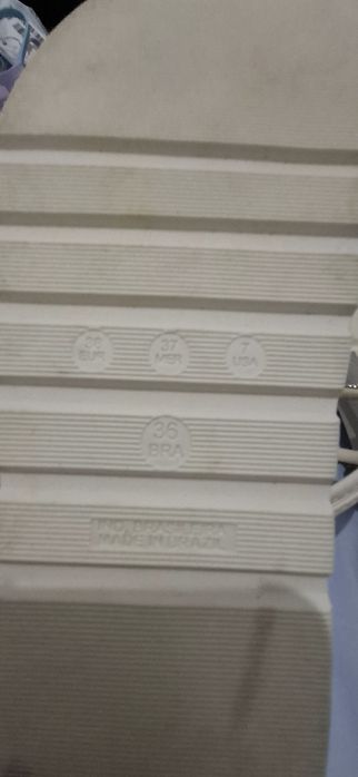 Sandalia parpete bege cm strass