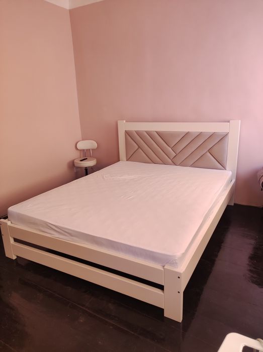 Кровать ліжко деревяне діван тахта