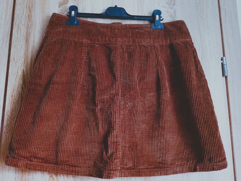 Nowa czekoladowa spódniczka sztruksowa rozmiar xl