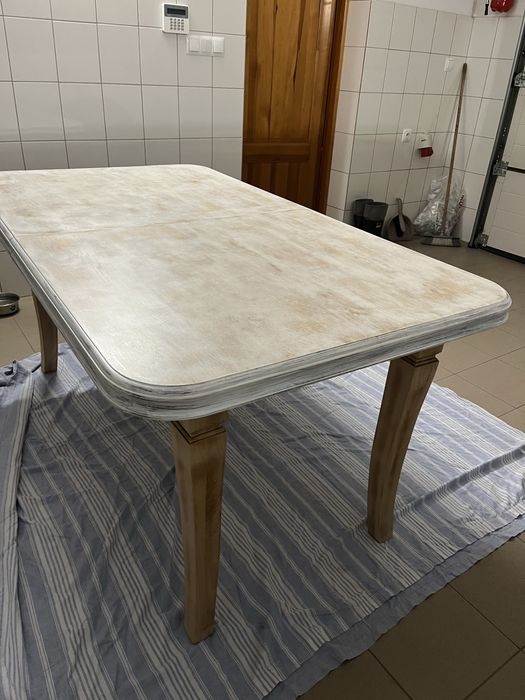 Stół rozkładany po renowacji o wym 156x90x78 po rozłożeniu 230