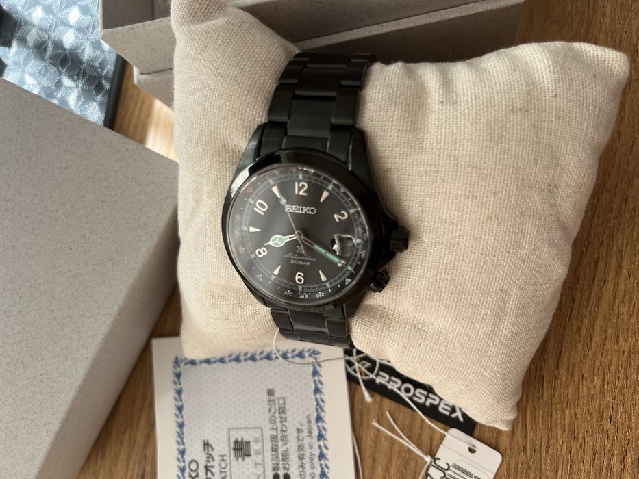 Seiko PROSPEX Alpinist Night Vision Black SPB337 Limited Edition