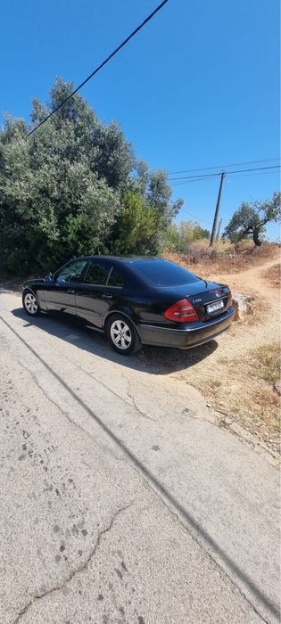 Mercedes benz E220