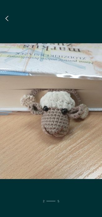 Owca owieczka zakładka do książki na szydełku prezent