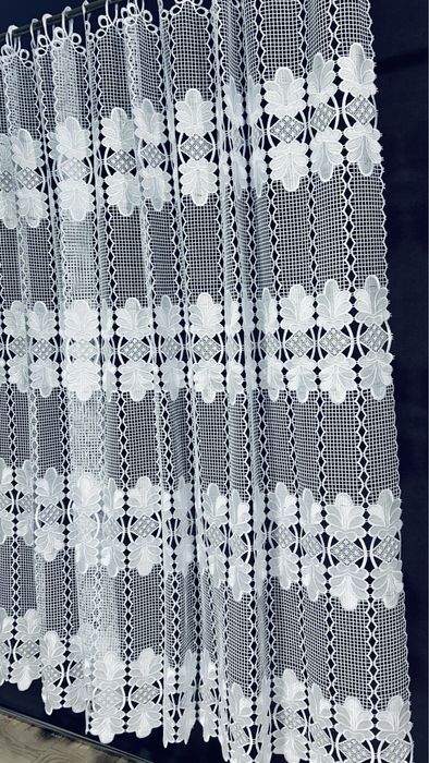 Gipiura na 1,6 na wąskę okno