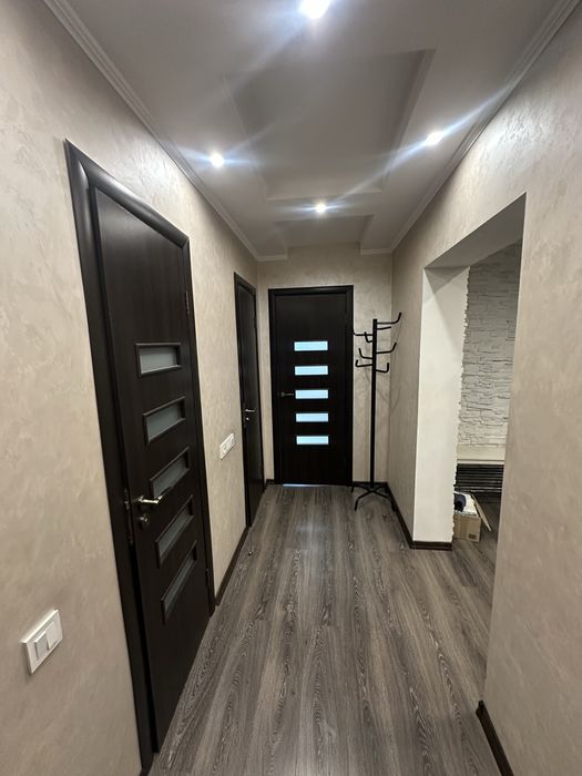 Квартира 3-х кімнатна в деснянському районі