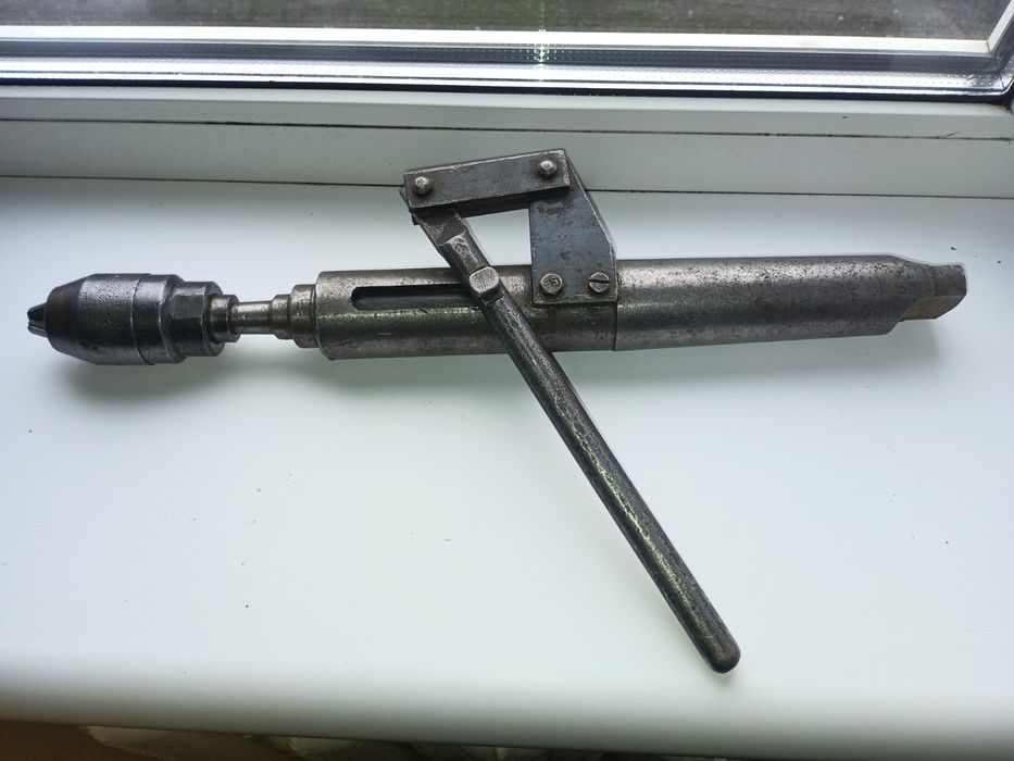 Патрон самозажимной 13-В16-2 на приспособе СССР В18 3-16 мм