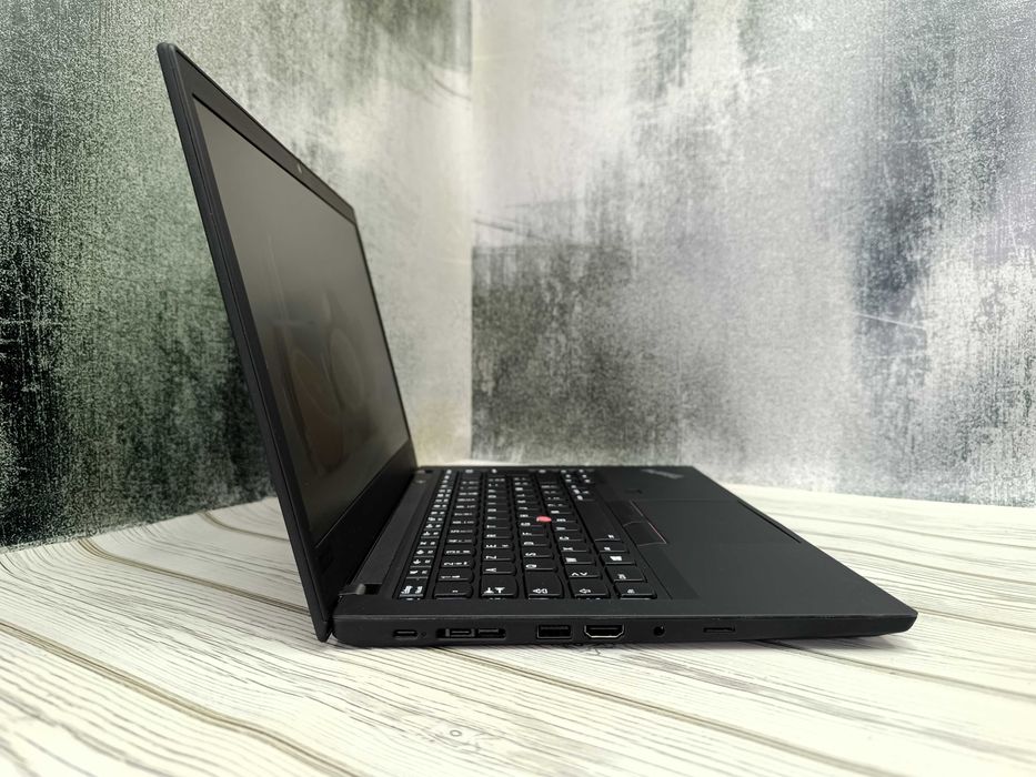Ноутбук Lenovo ThinkPad Т490\IPS\14.0"\i5-8365U\8 GB\SSD256 ідеальний