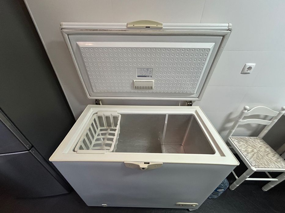 Arca Congeladora Horizontal – Excelente Estado