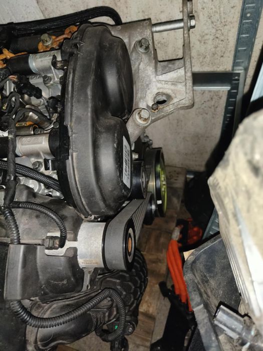 Silnik volvo T8 b4204t28 części całość xc90 xc60 s60  turbo