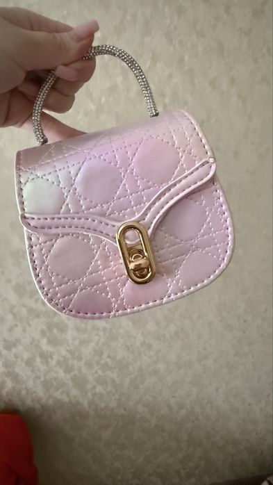 Дитячі  класні сумочки