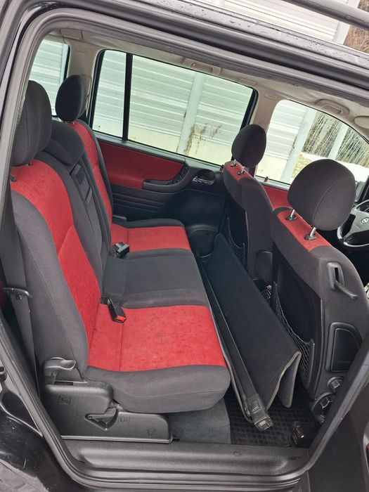 Opel Zafira A lift 7 osób / 1.8 LPG