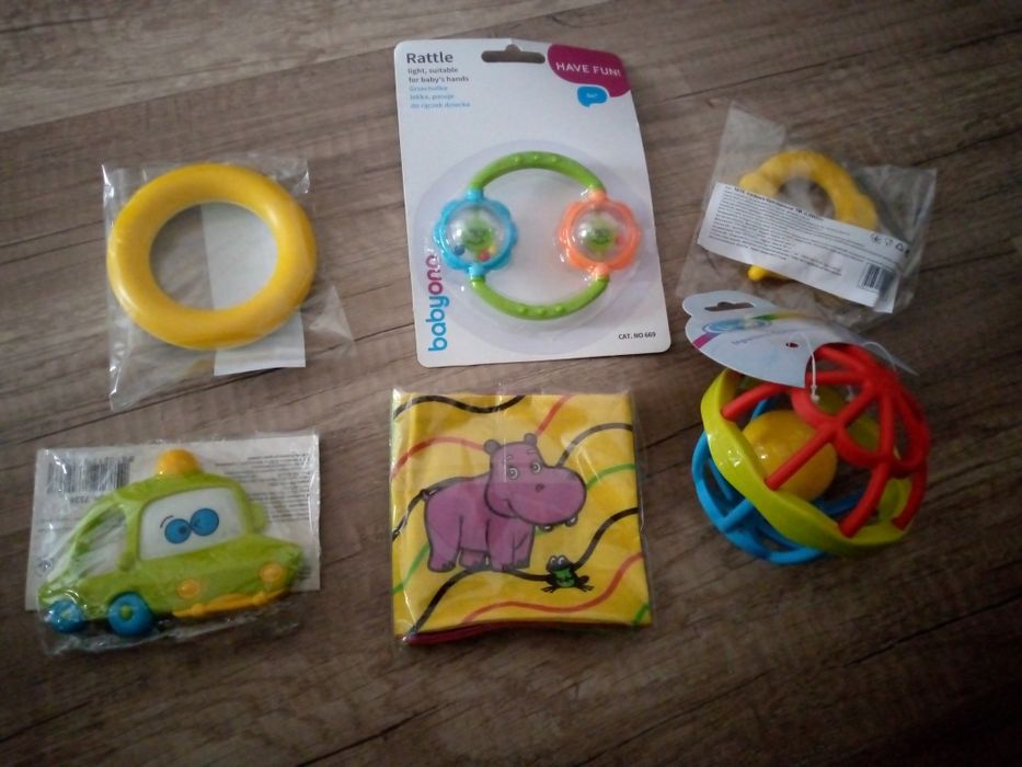 Речі з бебі боксу