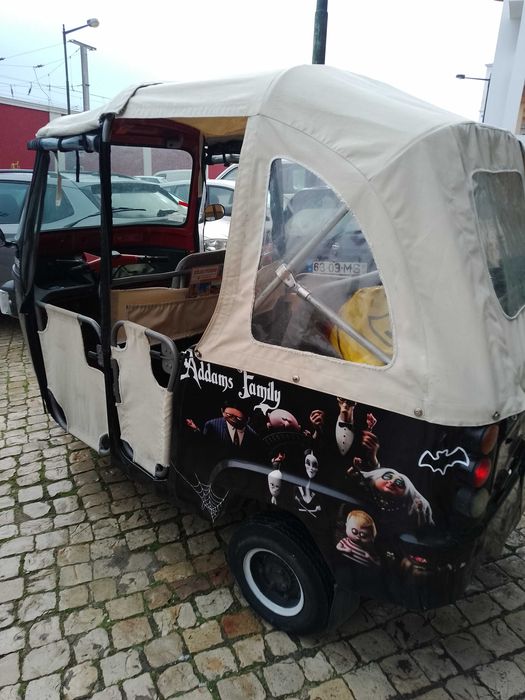 Tuk tuk Piaggio 3 cintos.