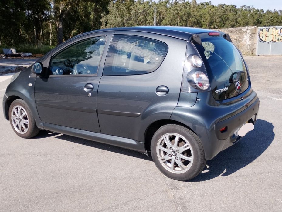 Citroën C1 com poucos km 2012