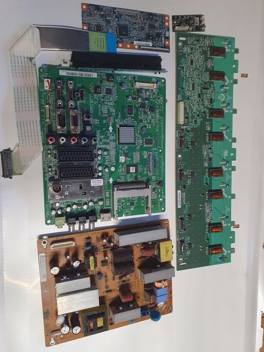 Płyta główna zasilająca inwerter t-con telewizor LG