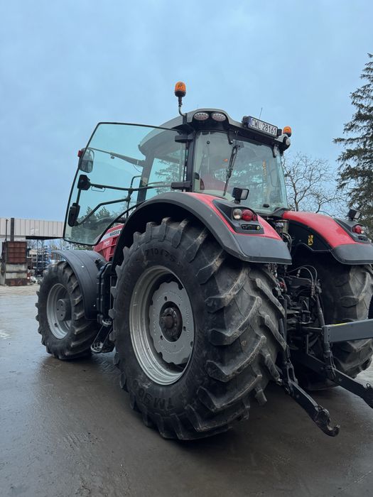 Massey Ferguson 8737