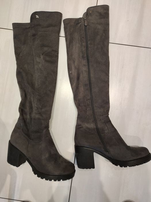 Kozaki wysokie zamszowe