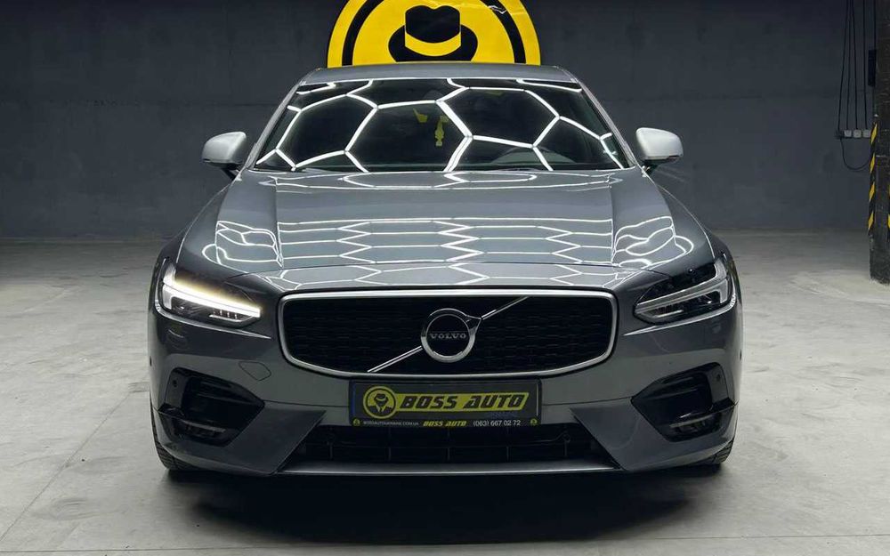 Volvo S90 2017 року