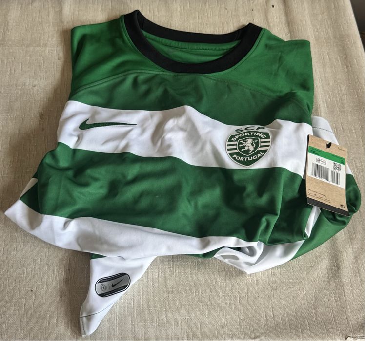 Fato novo e acessórios