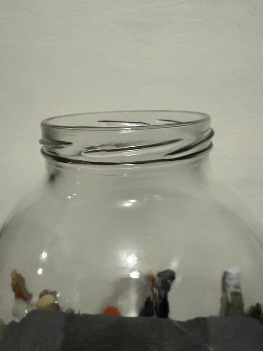 Продам 3-х литровые бутыля