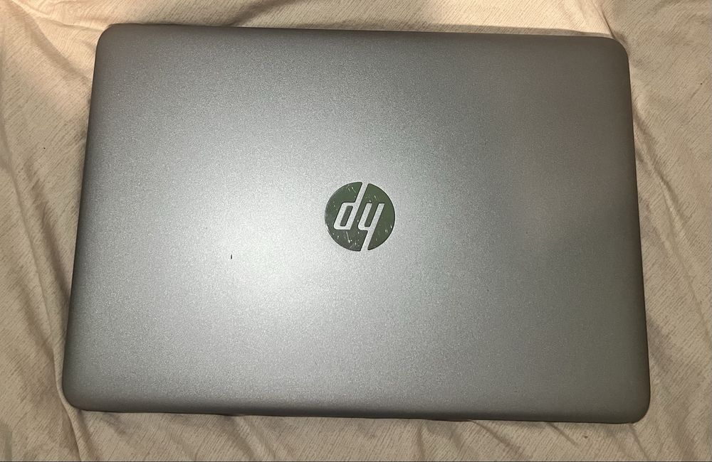 Ноутбук hp в ідеальному стані