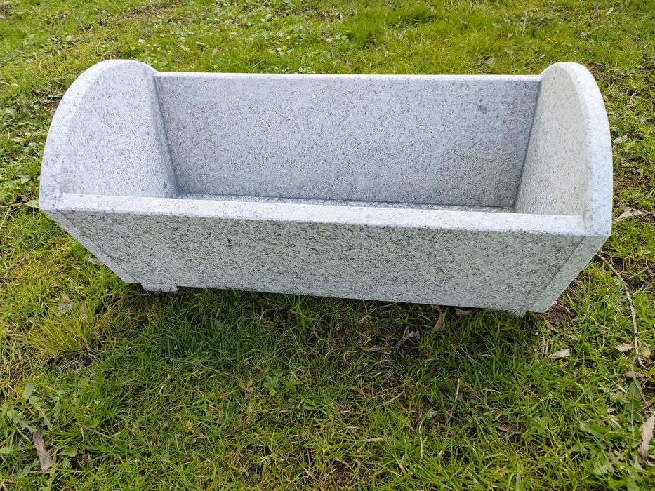 Donica ogrodowa z GRANITU