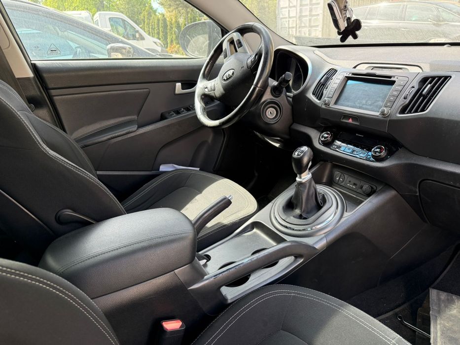 Kia Sportage III 1.7CRDi uszkodzona
