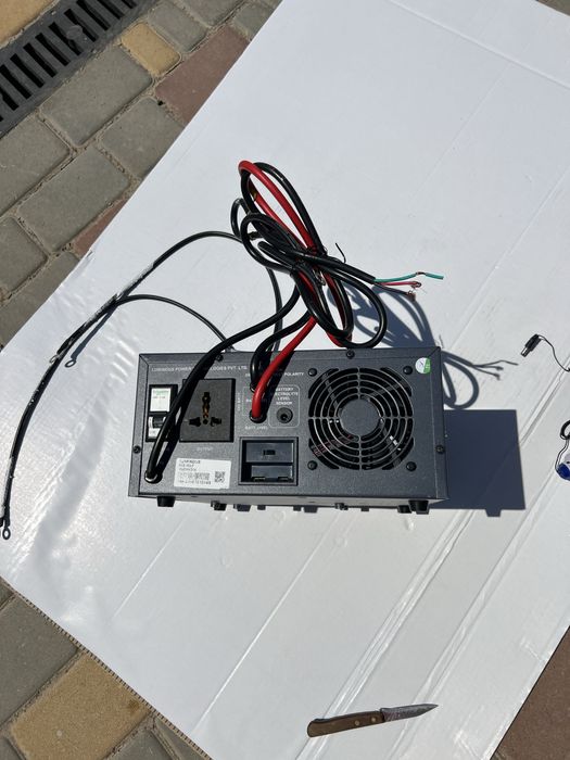 Инвертор Luminous eco volt 1500VA/24V 1200W