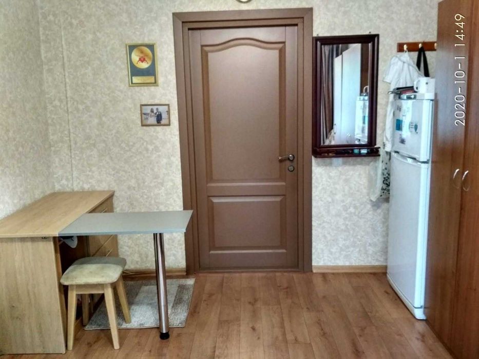 Продам комнату в коммуне  Черемушки, ул. Ак. Филатова / " Инто- Сана "