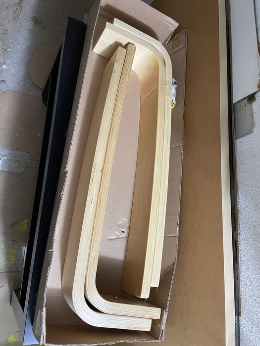 Pés Ikea para mesa ou secretaria