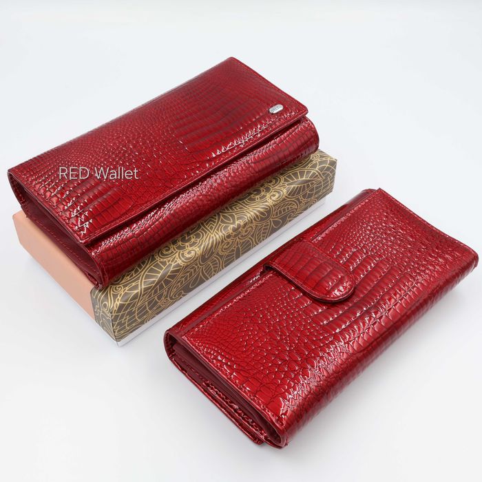 Гаманець жіночий шкіряний лак з візитницею Balisa 707A Кошелек женский