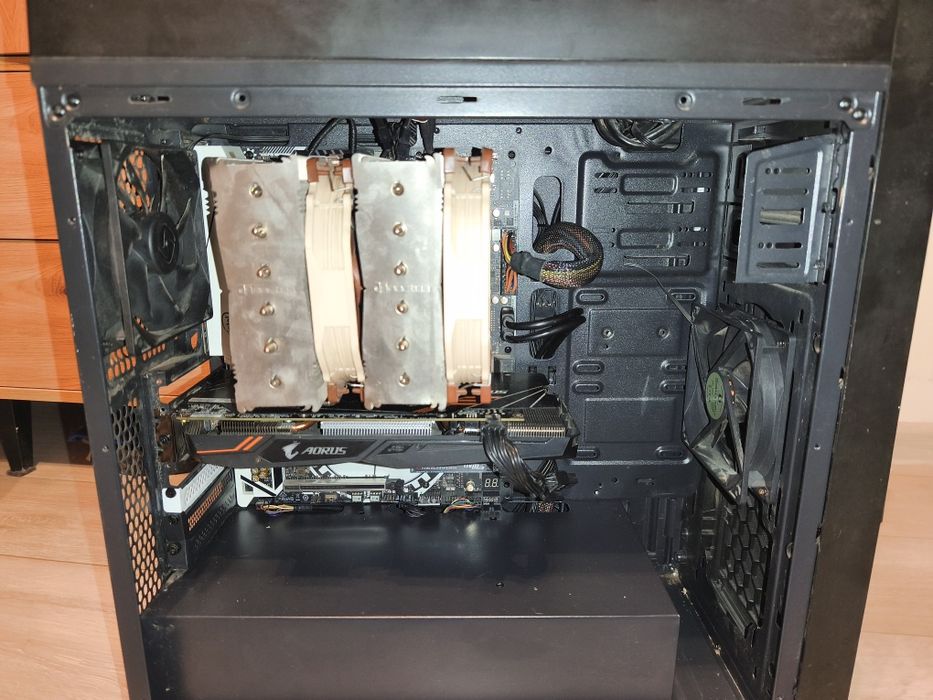 Komputer stacjonarny Intel i7, 32gb ram ! Idealny do gier i nauki!!