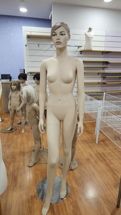 Manequim  Senhora  corpo inteiro + base