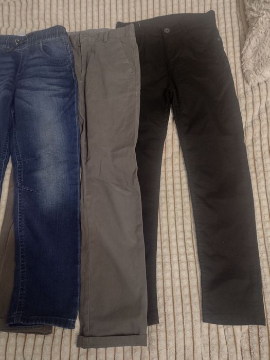 Пакет одягу в школу на 134 см