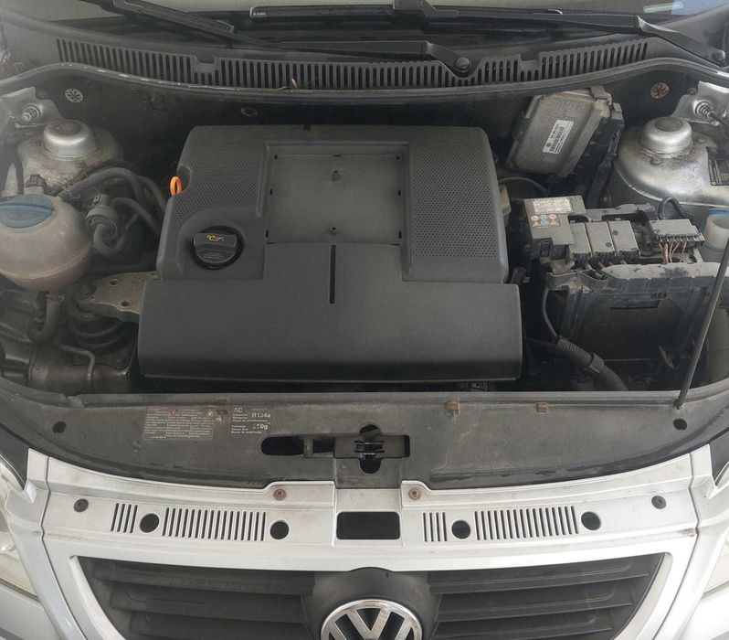 Polo 1.2  , 2005 , gasolina , 2.999 € , 155.000 kms ... Tlm 964060025