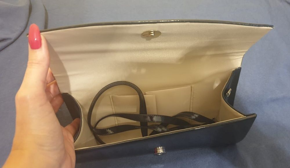 Mała torebka kopertowa - granatowa