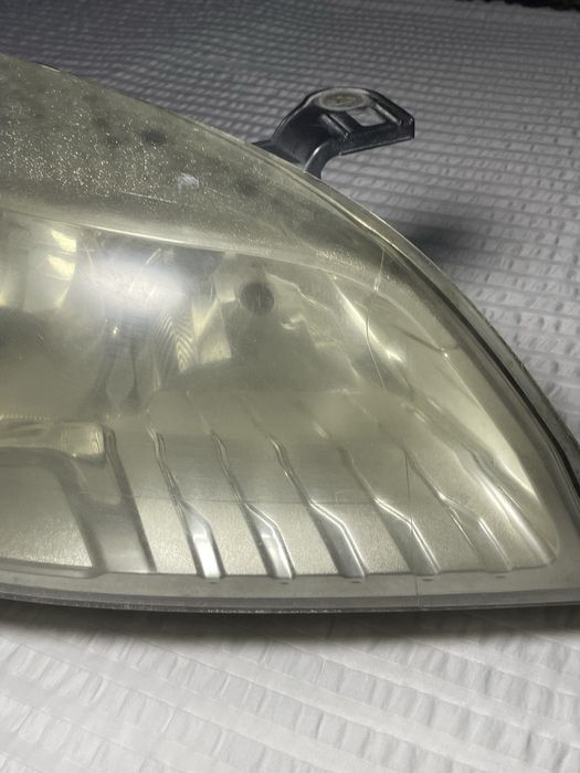 Фара передня права Рено Меган 3