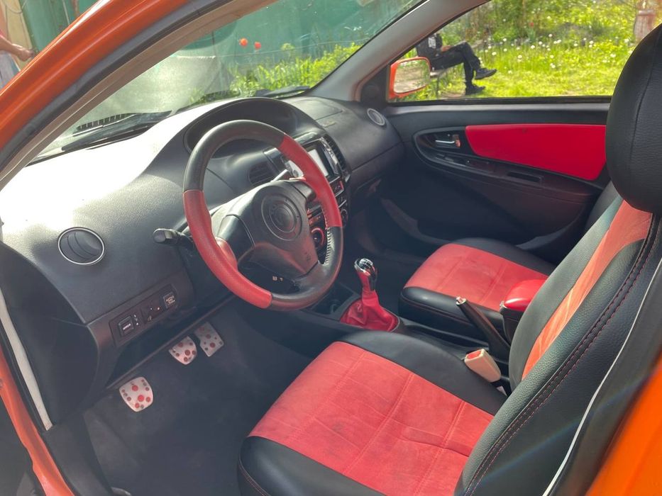 Джилі мк кросс 2013 року