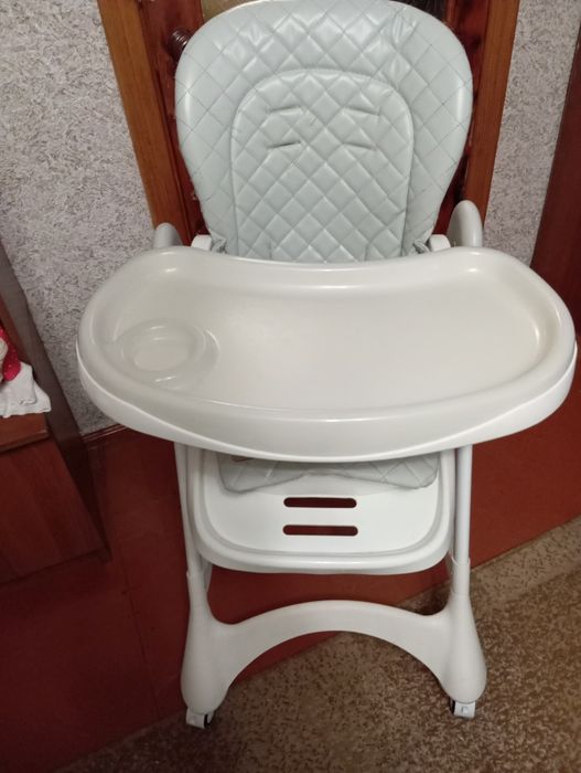 Стільчик для годування carello caramel