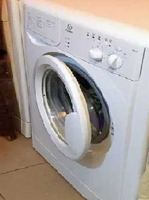 здам кімнату у гуртожитку у Дарницькому районі