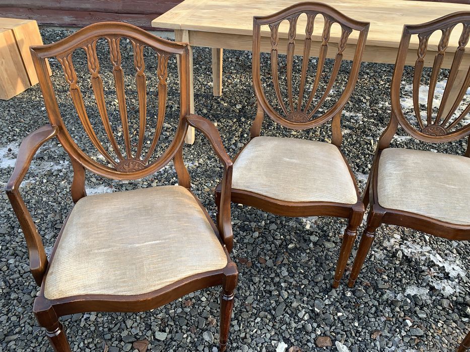 Krzesla stylowe eleganckie z podłokietnikami