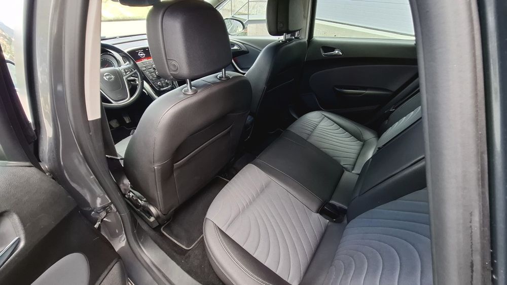 Opel Astra 1.6CDTi Executive S/S Nacional poucos kms